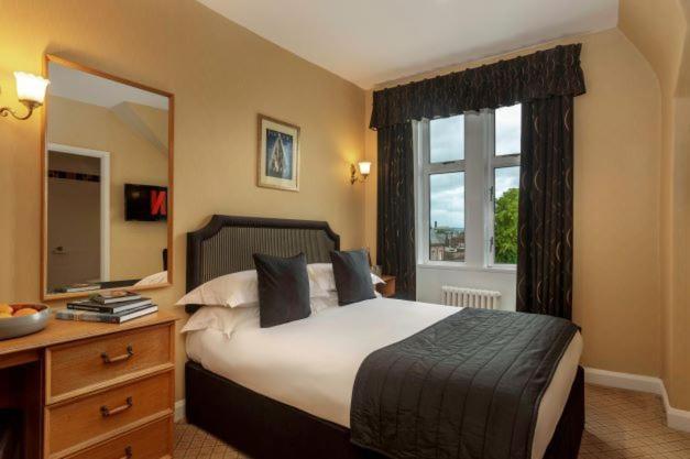 Cairndale Hotel & Spa Dumfries Bagian luar foto