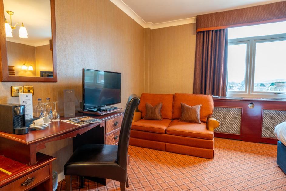 Cairndale Hotel & Spa Dumfries Bagian luar foto