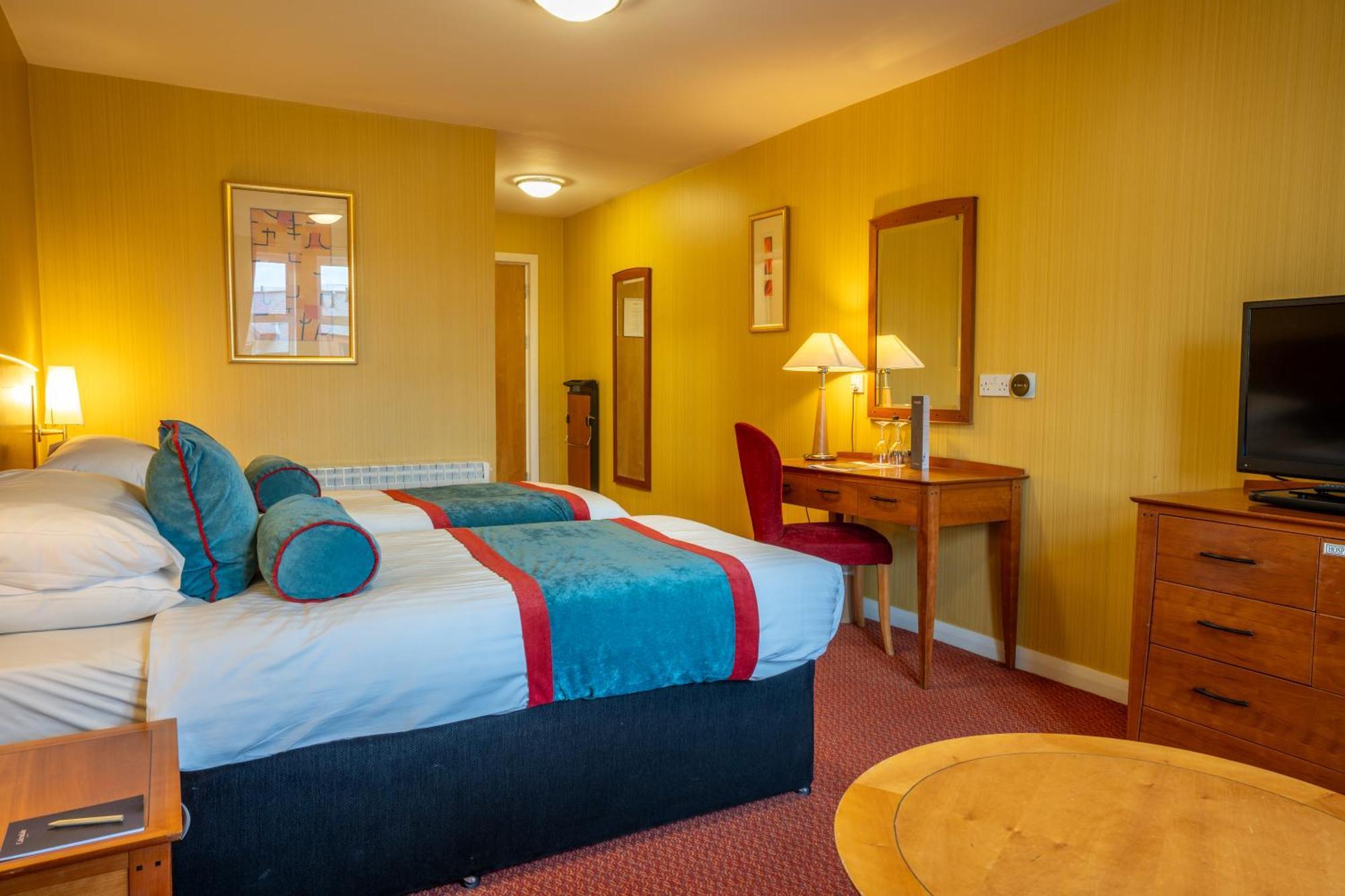 Cairndale Hotel & Spa Dumfries Bagian luar foto